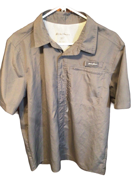 Eddie Bauer Other - Eddie Bauer Men's Short-Sleeve Button-Down Shirt in Light Gray